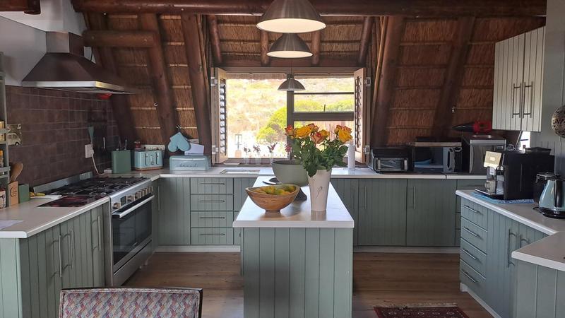 5 Bedroom Property for Sale in Stilbaai Wes Western Cape